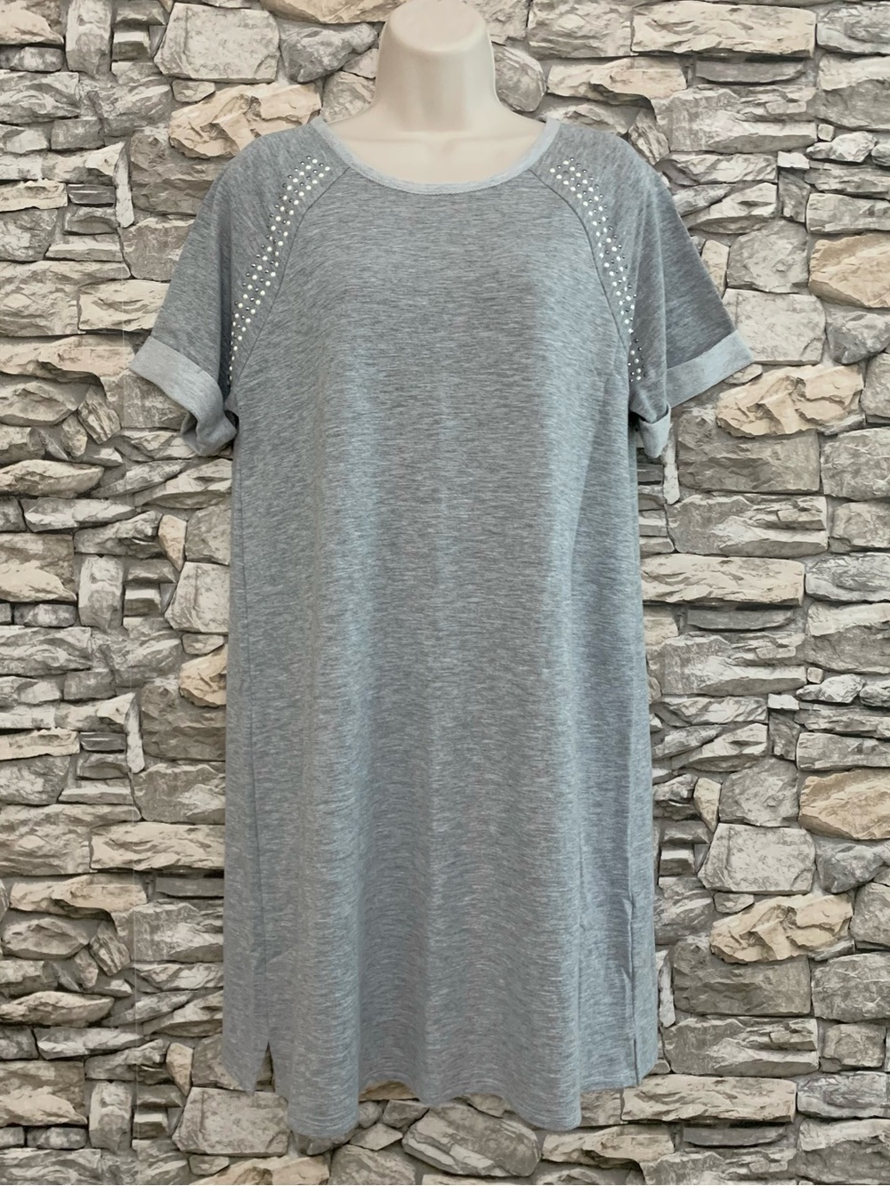 #15 Magnolia Skye Embellished Pearl Stud Gray Lightweight Dress Pullover Medium